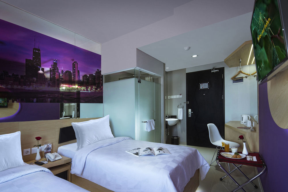 G Suites Hotel By Amithya Σουραμπάγια Εξωτερικό φωτογραφία