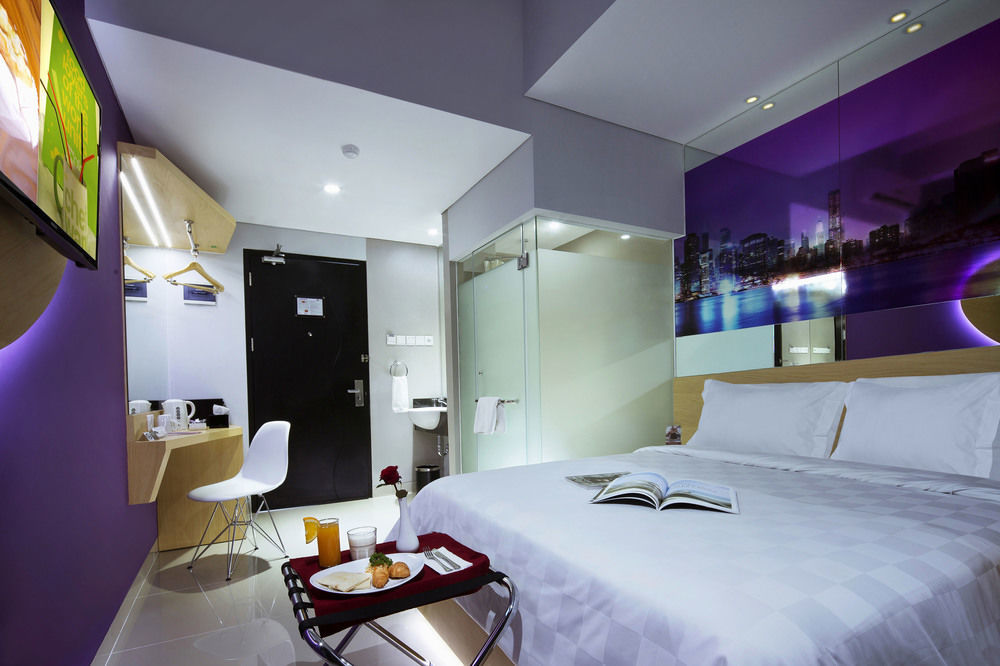 G Suites Hotel By Amithya Σουραμπάγια Εξωτερικό φωτογραφία