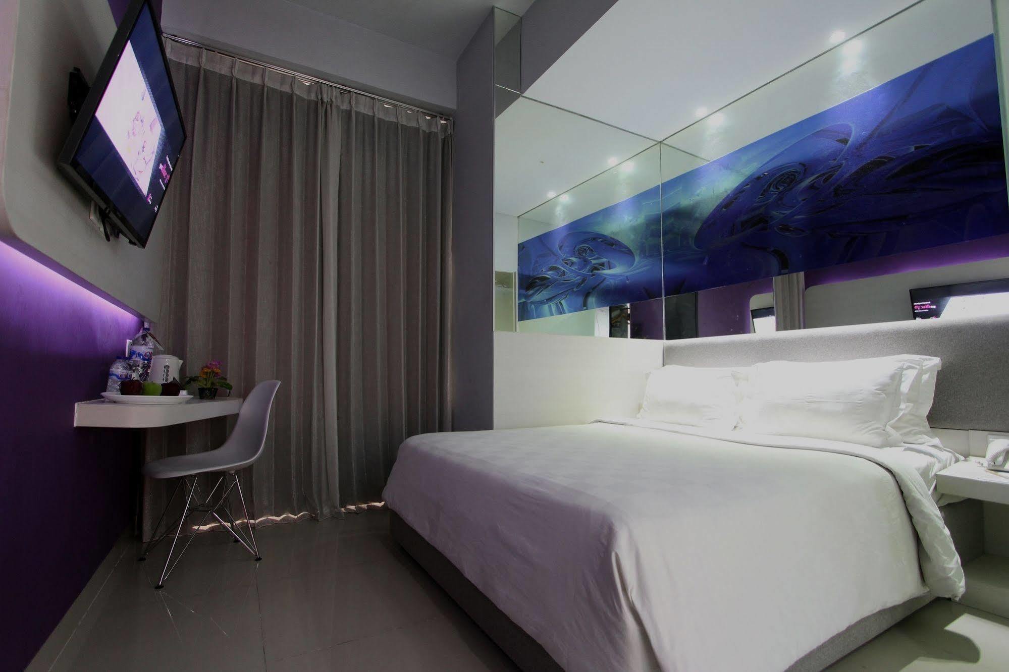 G Suites Hotel By Amithya Σουραμπάγια Εξωτερικό φωτογραφία